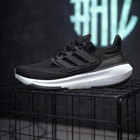 Adidas UItra Boost Light