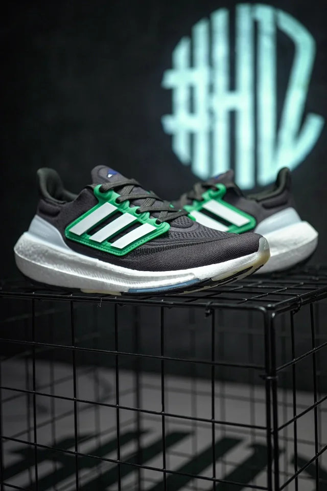 Adidas UItra Boost Light