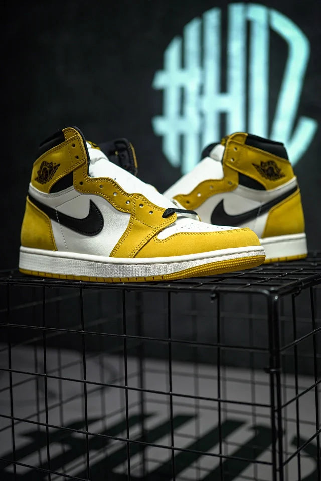 Air Jordan 1 High "Yellow Ochre" Preto e Amarelo