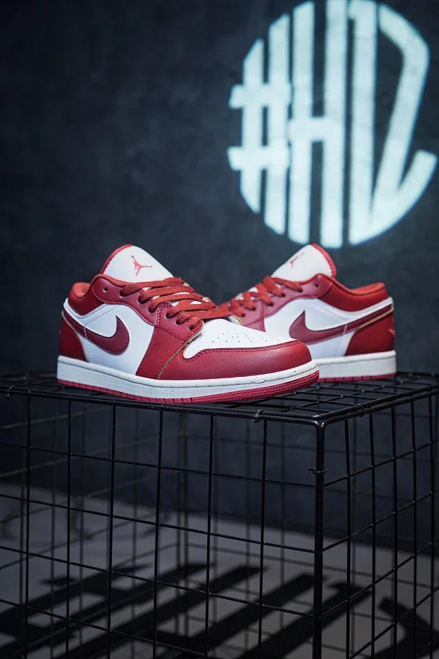 Air Jordan 1 Low Christmas Red