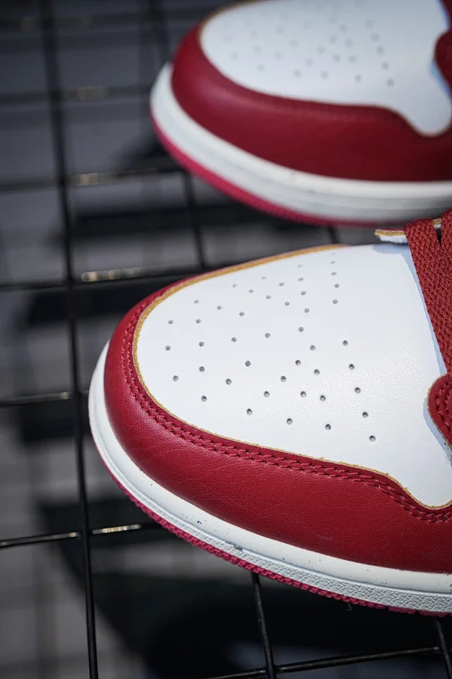 Air Jordan 1 Low Christmas Red