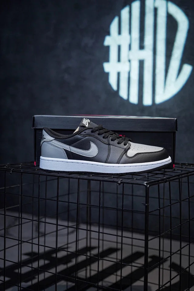 Air Jordan 1 Low OG "Shadow" Preto Cinza