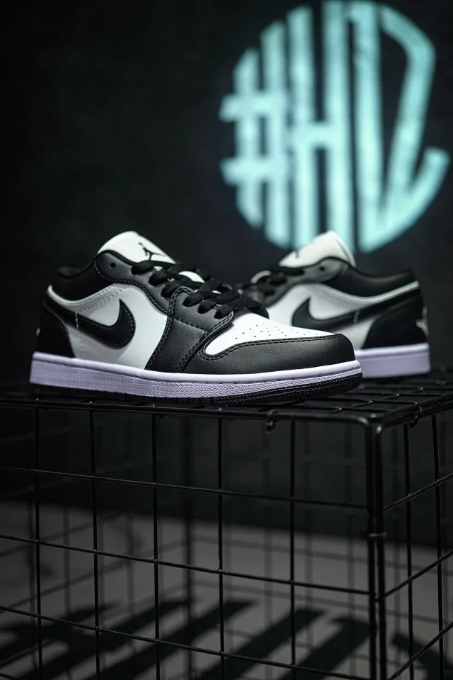 Air Jordan 1 Low "Panda" Preto & Branco