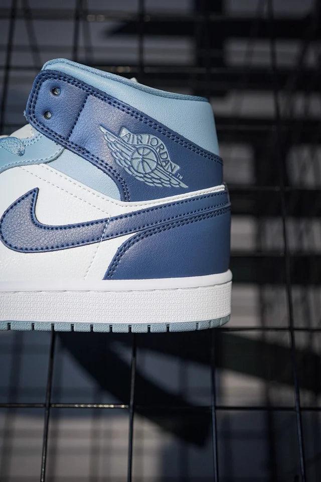 Air Jordan 1 Mid Haze Blue