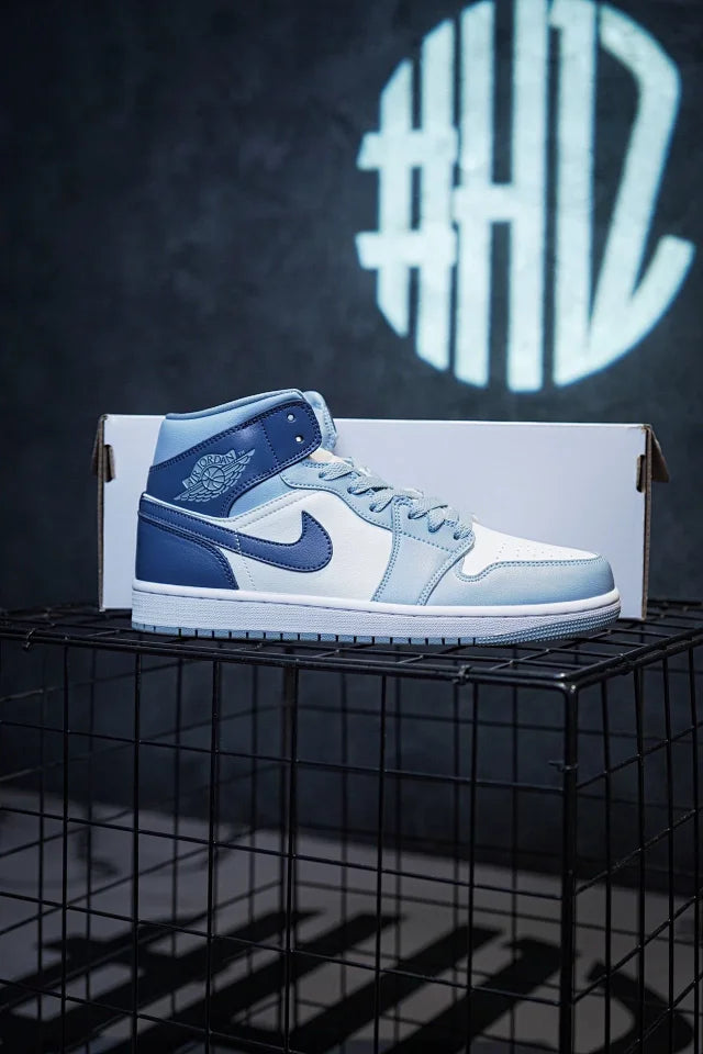 Air Jordan 1 Mid Haze Blue