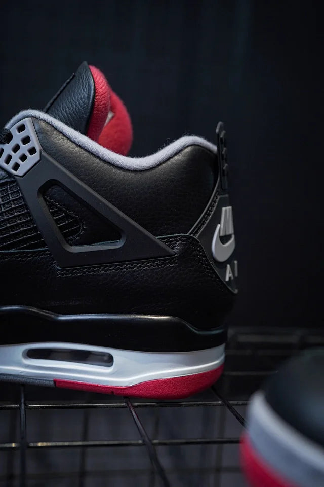 Air Jordan 4 "Bred Reimagined" Edição 2024