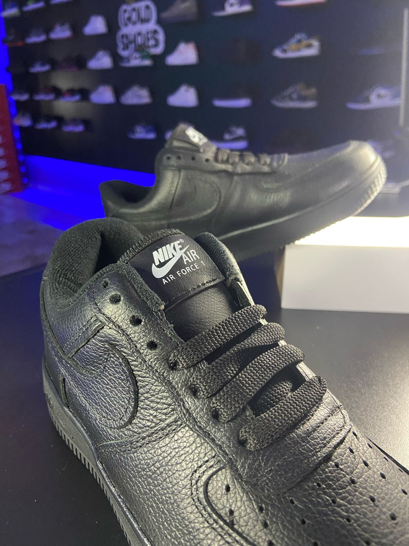 Nike Air Force 1 - Preto