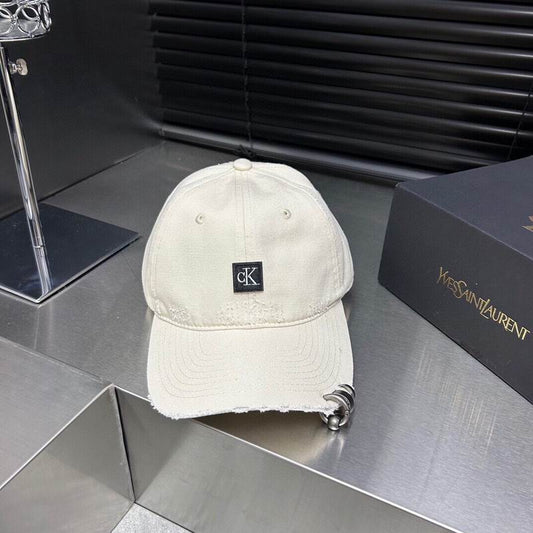 Boné Calvin Klein