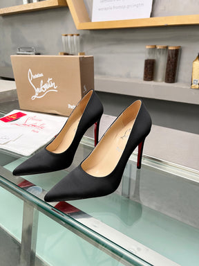 Christian Louboutin Salto Alto