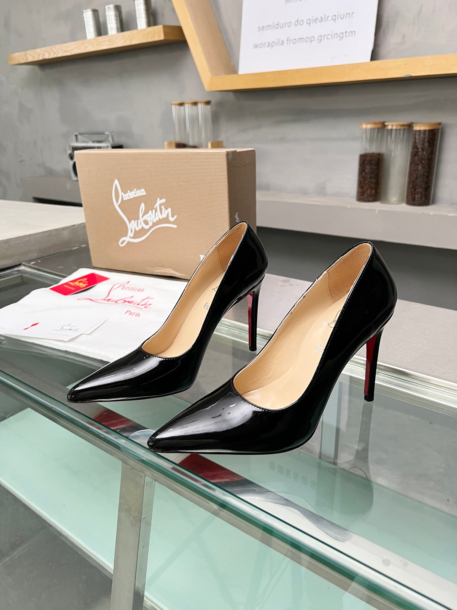 Christian Louboutin Salto Alto