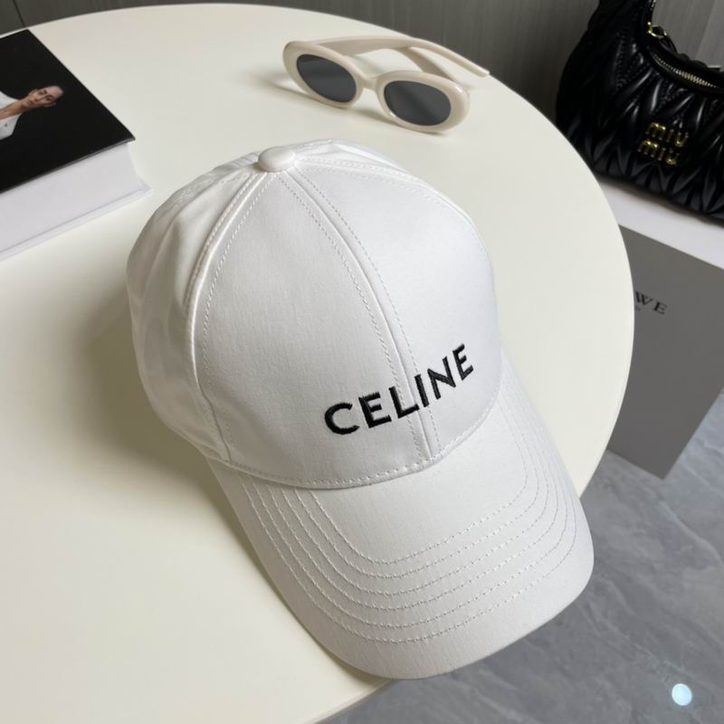 Boné Celine