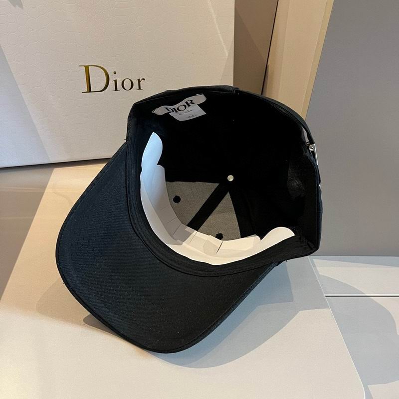 Boné Christian Dior