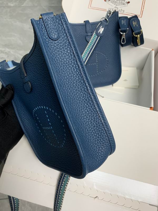 Bolsa Hermès Evelyne Azul