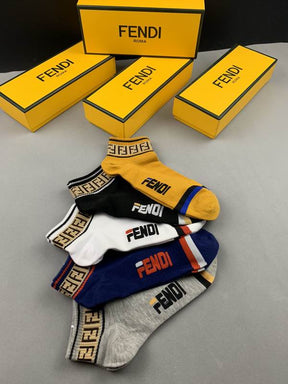 Meias Fendi