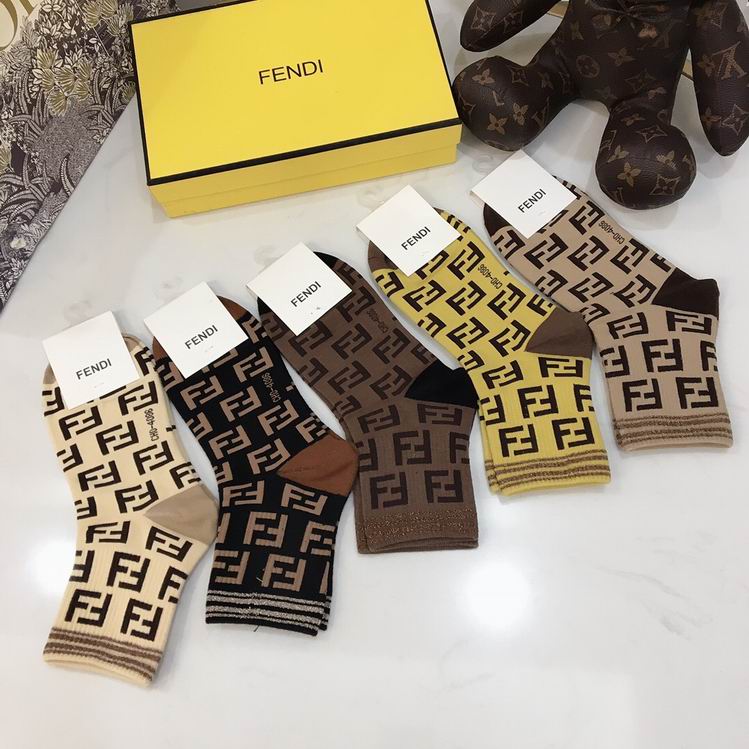 Meias Fendi