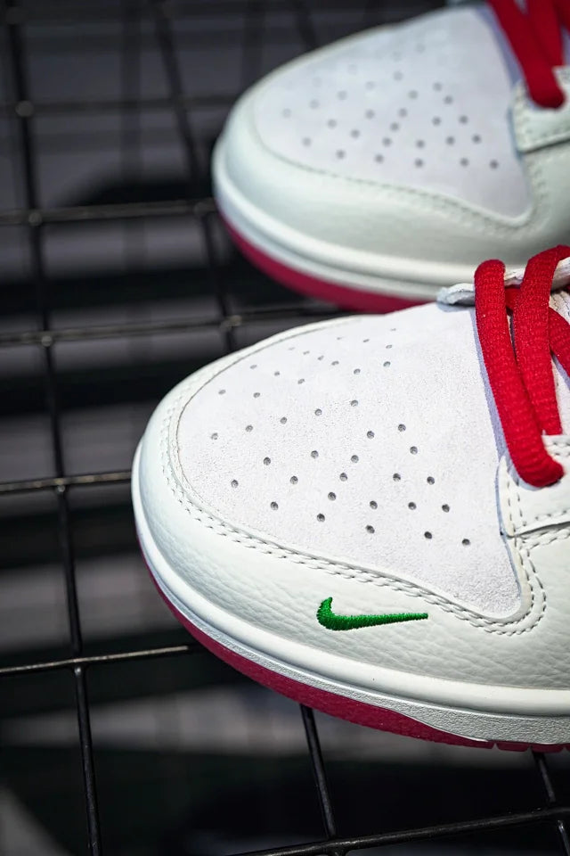 Invicto x Nike DunK Low Christmas