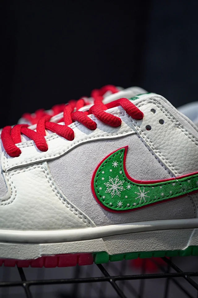 Invicto x Nike DunK Low Christmas