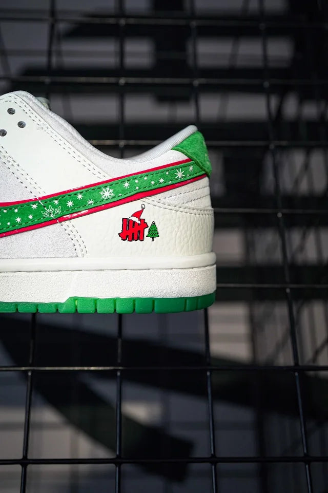 Invicto x Nike DunK Low Christmas