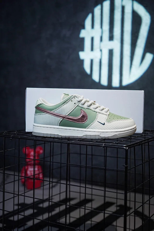 Kyler Murray x Nike Dunk Low Be 1 of One Green