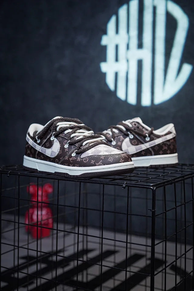 L Home x Nike Dunk Low Collaboration Dark Brown Old Flower Checkerboard