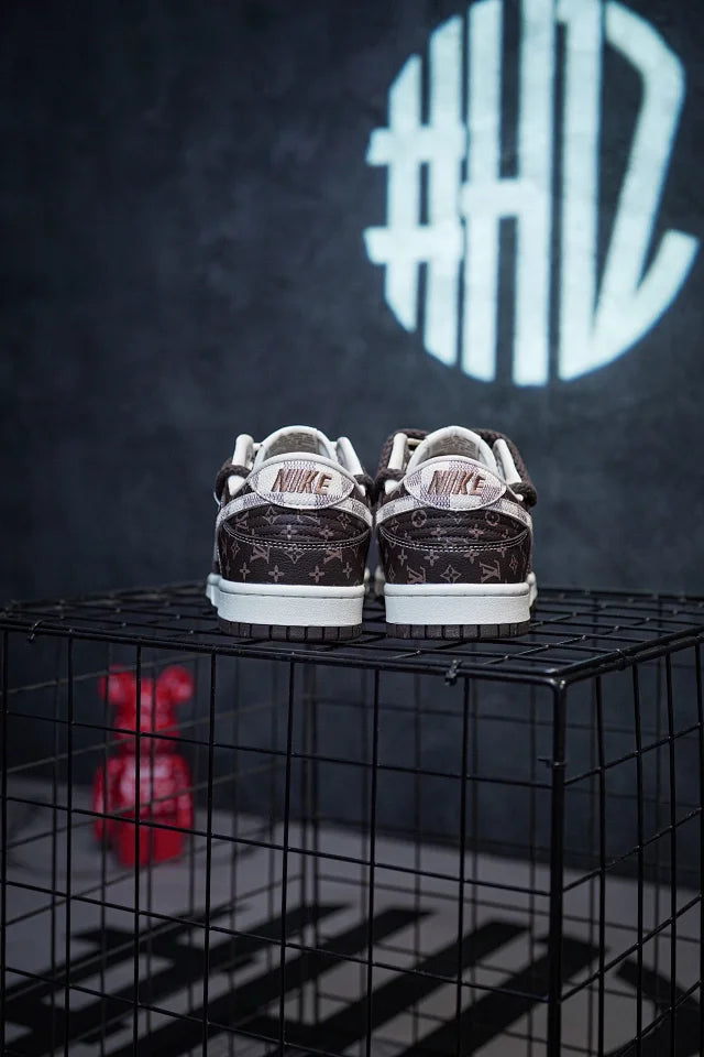 L Home x Nike Dunk Low Collaboration Dark Brown Old Flower Checkerboard