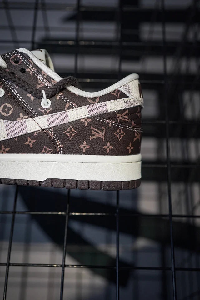 L Home x Nike Dunk Low Collaboration Dark Brown Old Flower Checkerboard