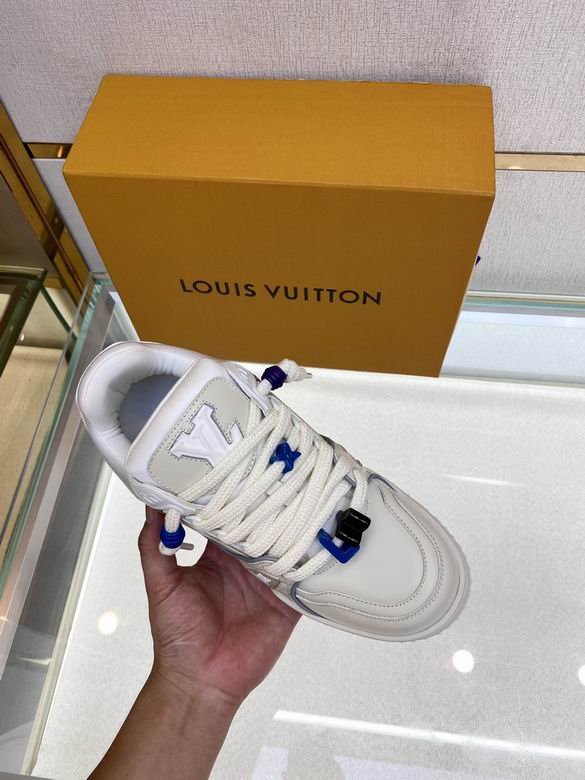 Louis Vuitton LV