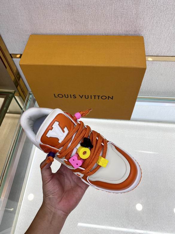 Louis Vuitton LV