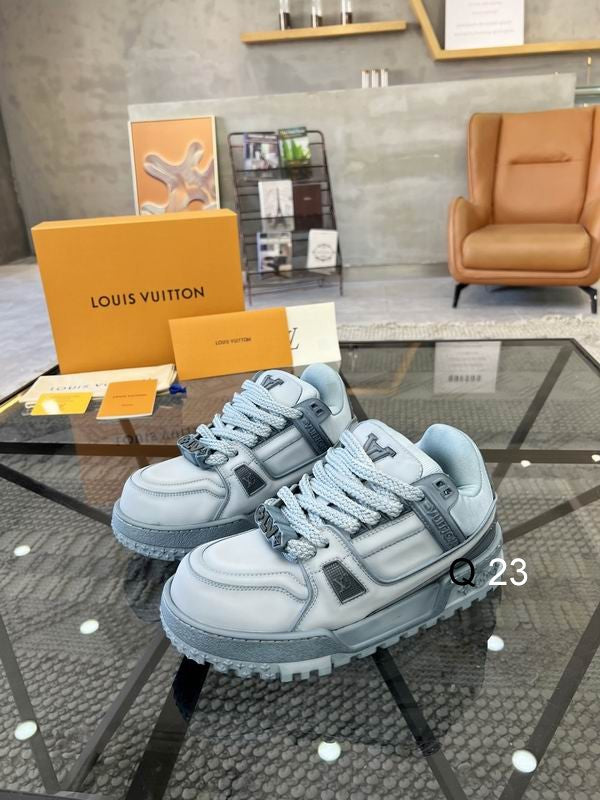 Louis Vuitton LV