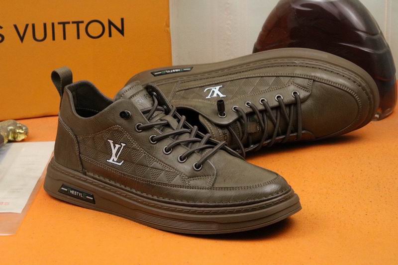 Louis Vuitton LV