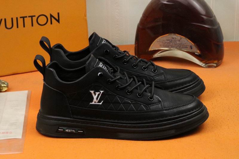 Louis Vuitton LV