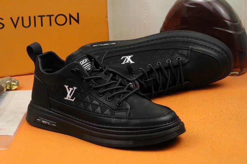 Louis Vuitton LV