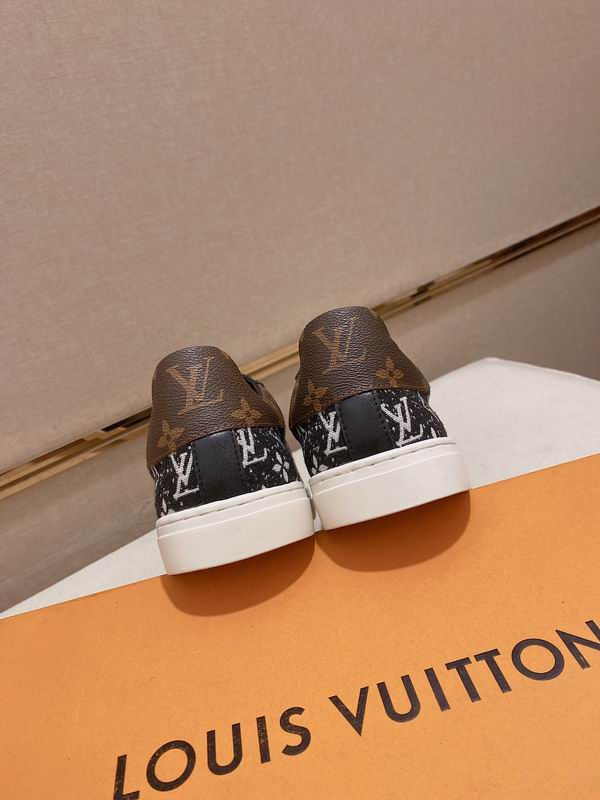 Louis Vuitton LV