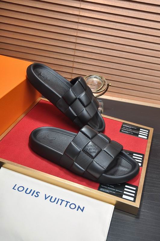 Chinelo Louis Vuitton