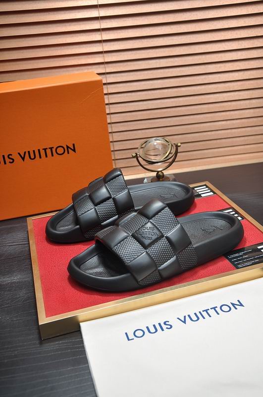 Chinelo Louis Vuitton