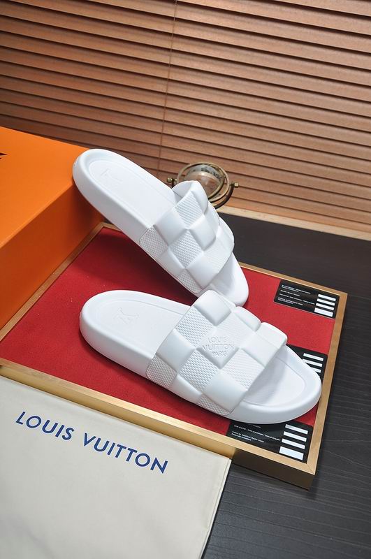 Chinelo Louis Vuitton