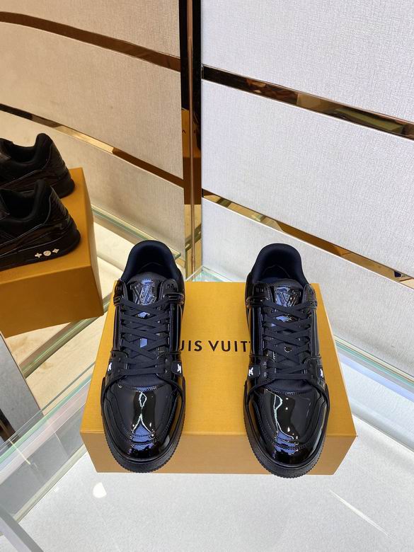 Louis Vuitton LV