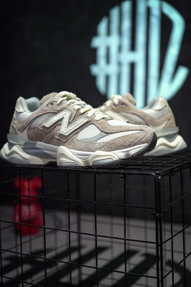 New Balance 9060 "Driftwood" Castanho Branco