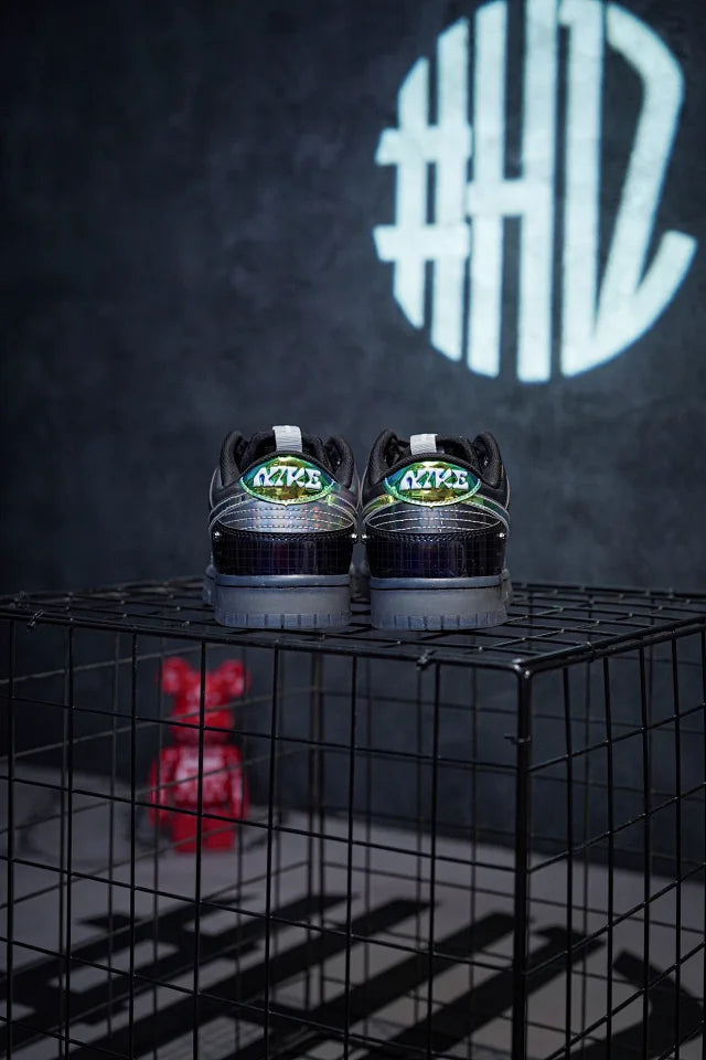 Nike Dunk Low "HyperfIat" Preto e Multi-Color