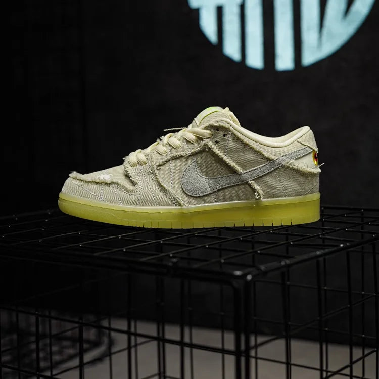 Nike Dunk SB Low "Mummy" Off-White Mummy