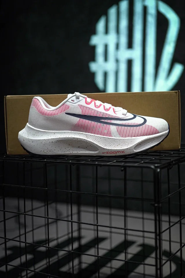 Nike Zoom Fly 5