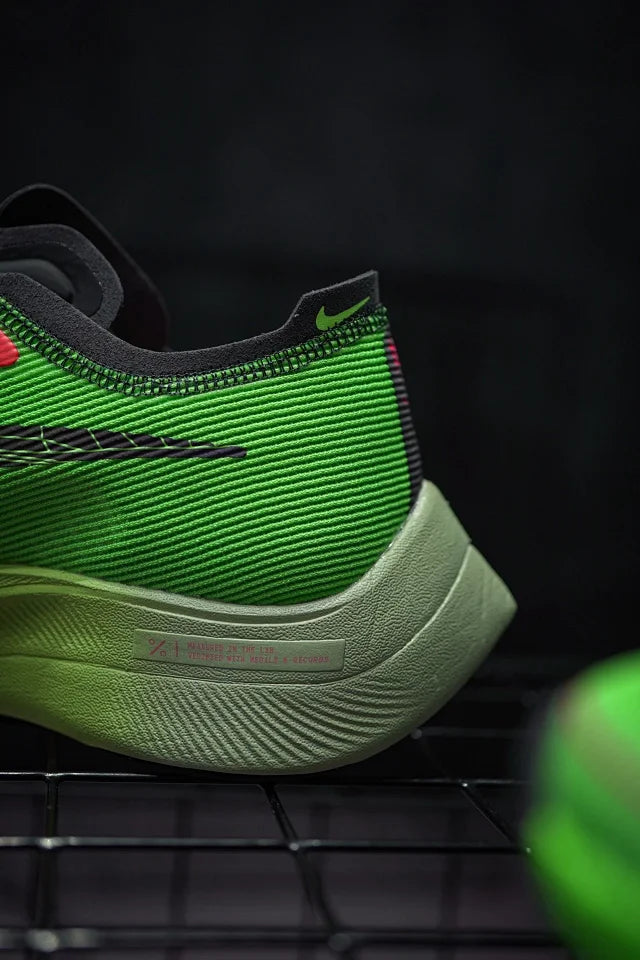 Nike ZoomX Vaporfly Next% 2