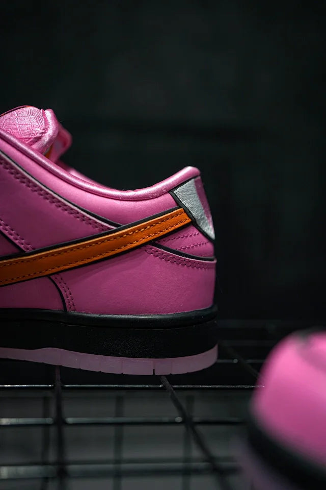 Nike Dunk Low SB x Powerpuff Girls (Meninas Super Poderosas) "Blossom"