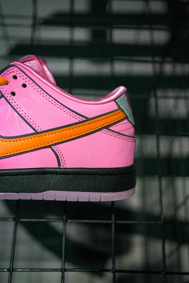 Nike Dunk Low SB x Powerpuff Girls (Meninas Super Poderosas) "Blossom"