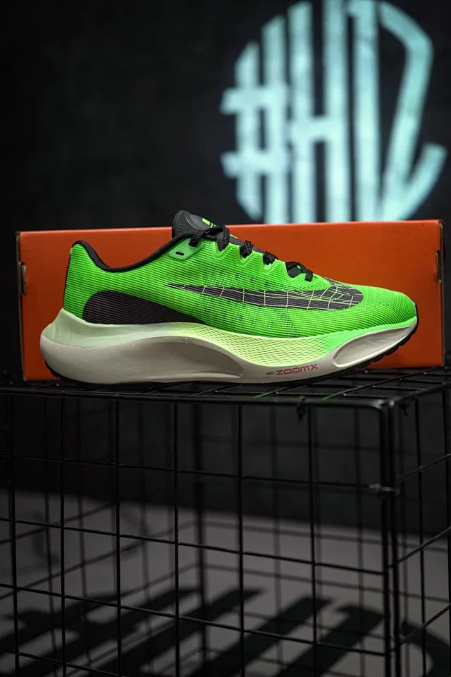 Nike Zoom Fly 5