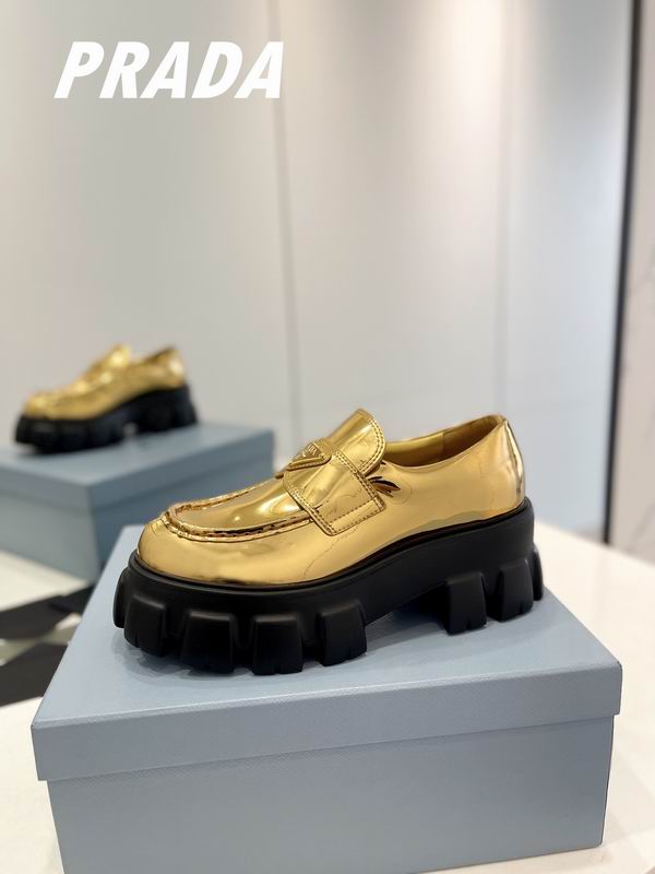 Prada Mocassim Moonlith