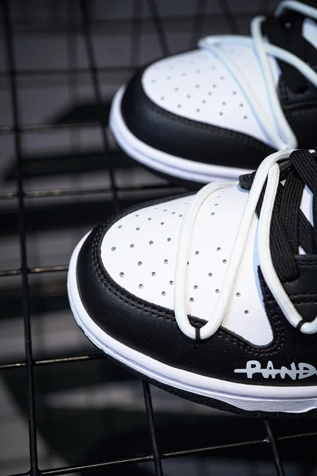 Nike Dunk Low Panda desconstruído personallizado.
