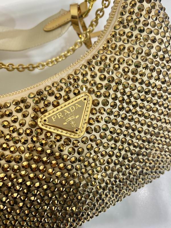Bolsa Prada Dourado