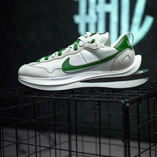 Sacai x Nike VaporWaffle 3.0 Branco & Verde