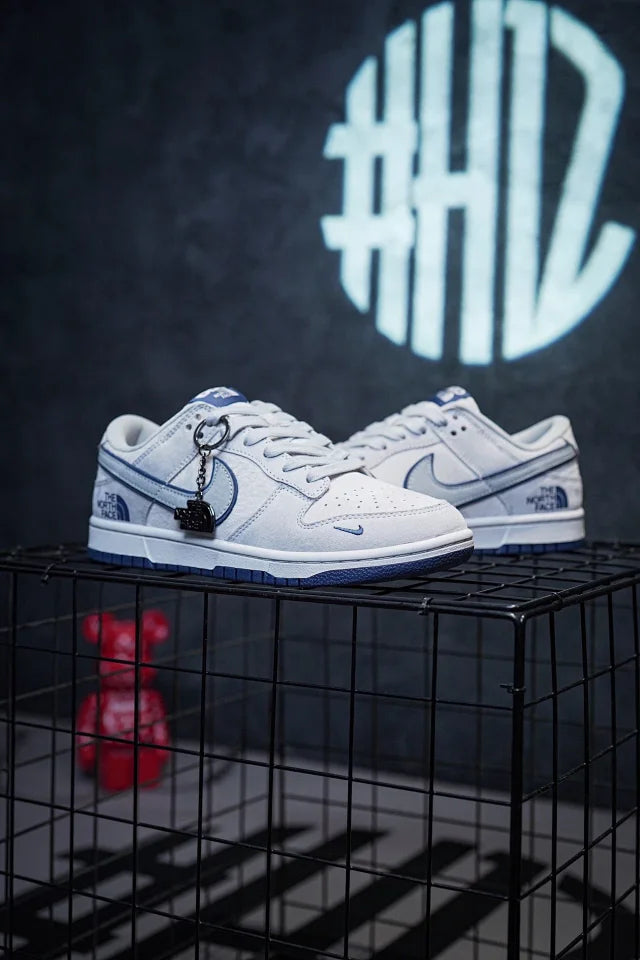 TNF x CDG x Nike Dunk Low Collaboration Cinza & Azul